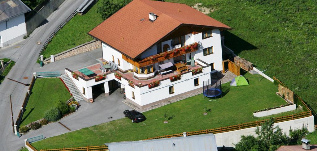 Landhaus Dangl Fliess Bilik gambar
